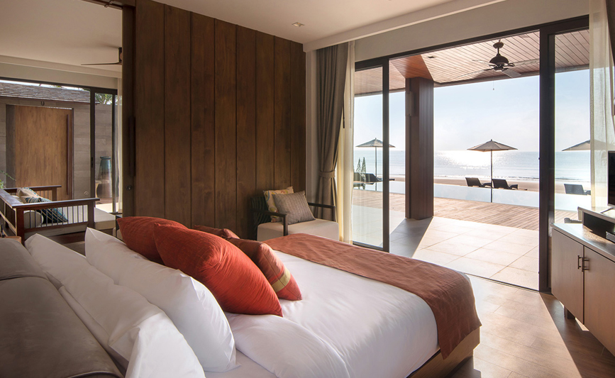 Family Beachfront Suite