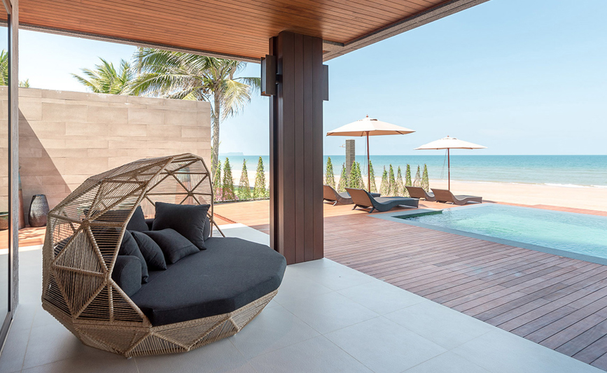 Beachfront Standard