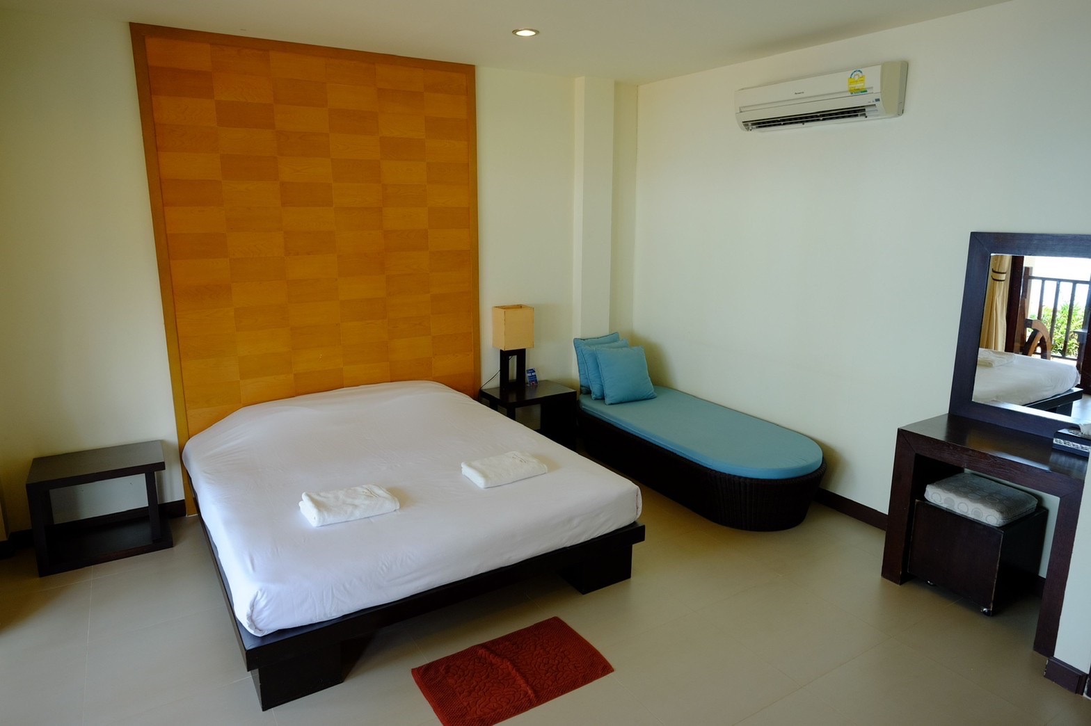 Superior Pool Suite